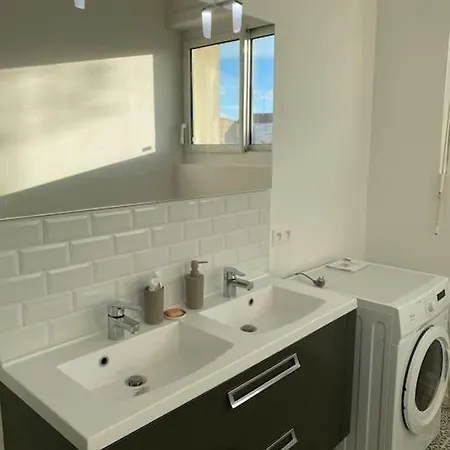 Apartment Le Thirty - Appt 70m2, Centre De &